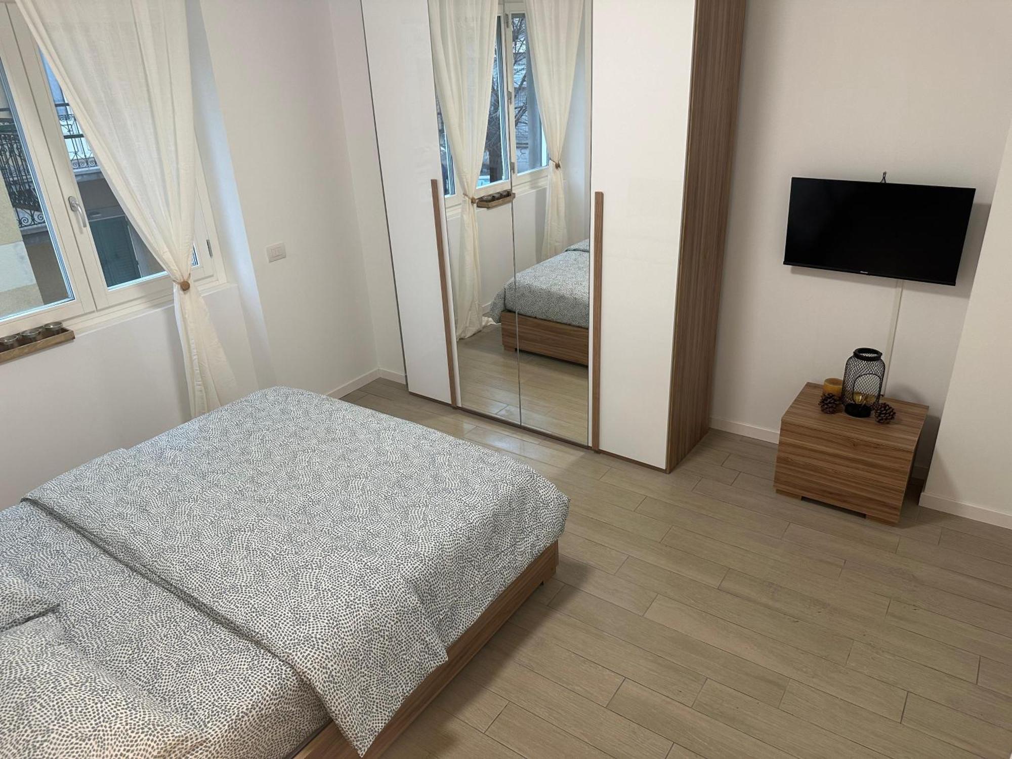 Casa Ideale Tim Appartmanti Moderni Vicina Al Centro Lecco Extérieur photo