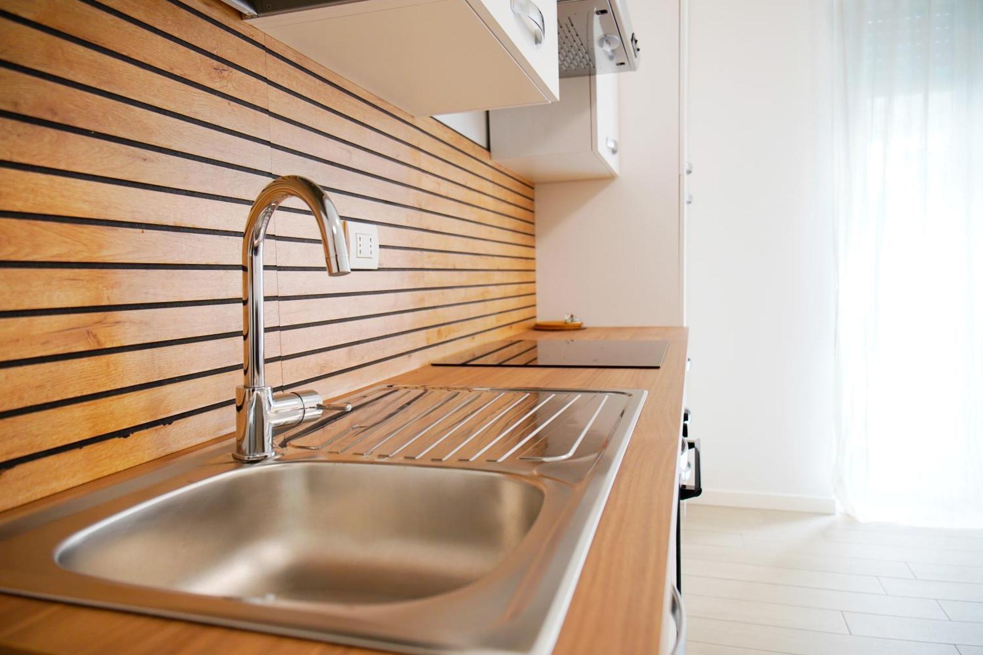 Casa Ideale Tim Appartmanti Moderni Vicina Al Centro Lecco Extérieur photo