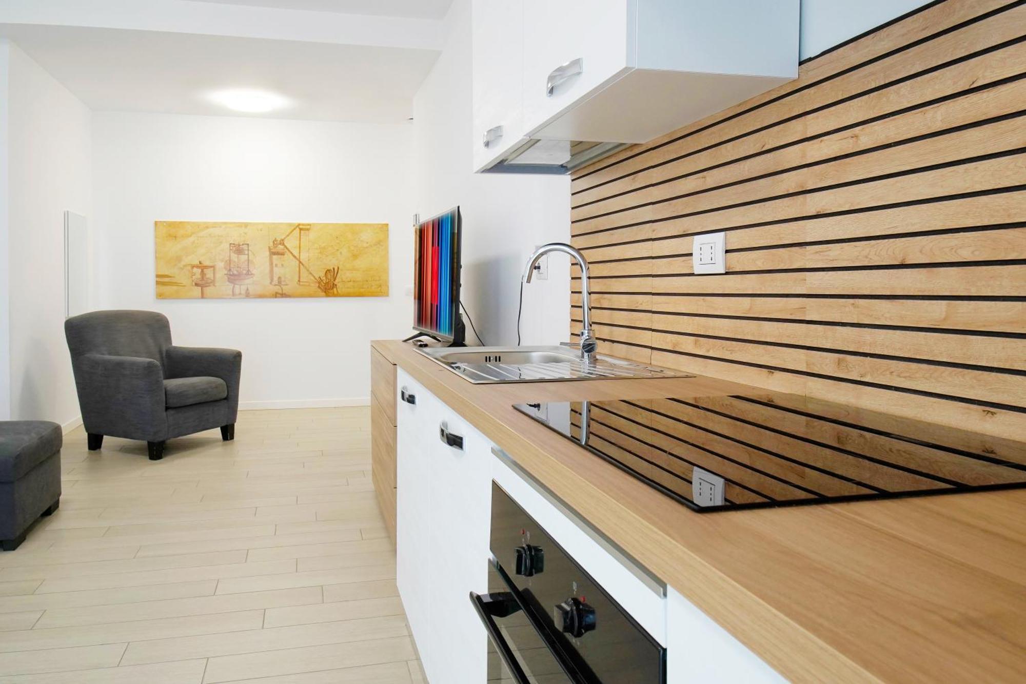 Casa Ideale Tim Appartmanti Moderni Vicina Al Centro Lecco Extérieur photo